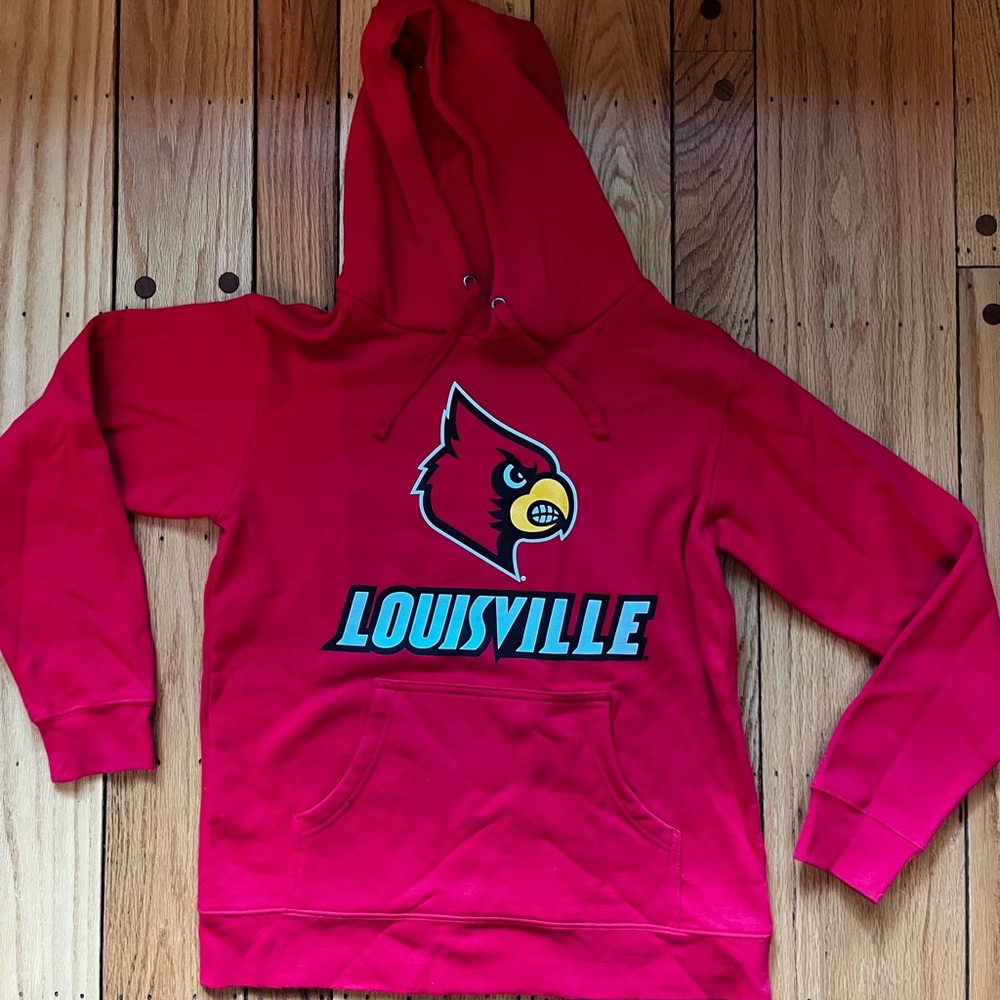 Louisville Cardinals Fanatics Red Hoodie size small